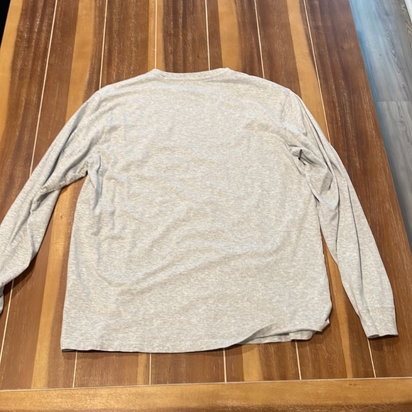 Mens (M) light grey t-shirt - Picture 4 of 4